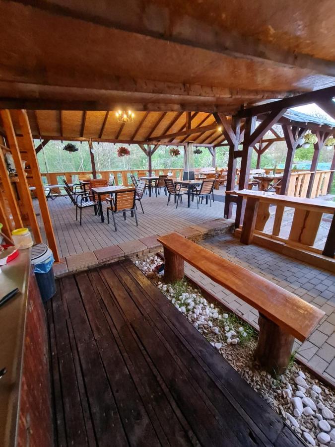 Pensiunea Brazi Turda Exteriér fotografie